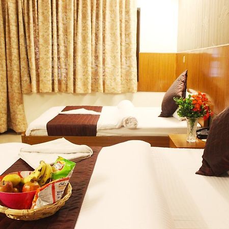 Hotel Delhi Marine Club C6 Vasant Kunj Yeni Delhi Dış mekan fotoğraf