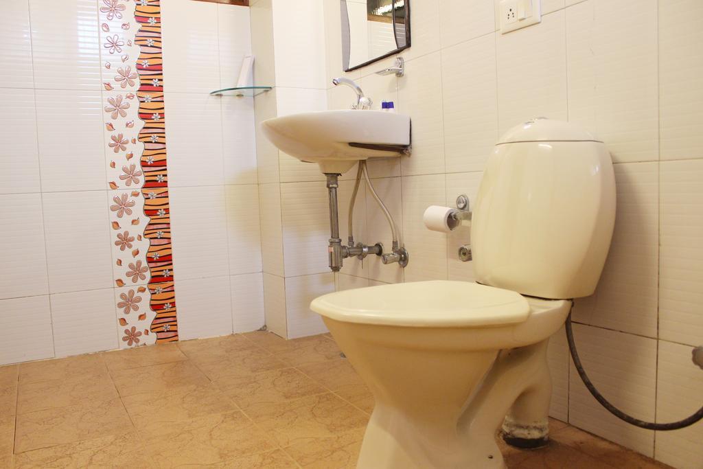 Hotel Delhi Marine Club C6 Vasant Kunj Yeni Delhi Dış mekan fotoğraf